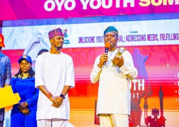 “I Started Paying Salaries at Age 29” — Makinde Reveals Secrets to Prosperity at Oyo Youth Summit