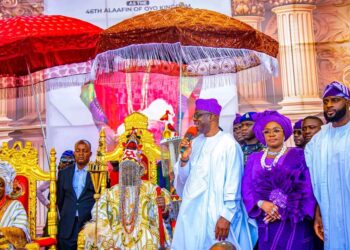 YCYW Congratulates the 46th Aláàfin of Oyo Kingdom, His Imperial Majesty, Oba Akeem Abimbola Owoade I