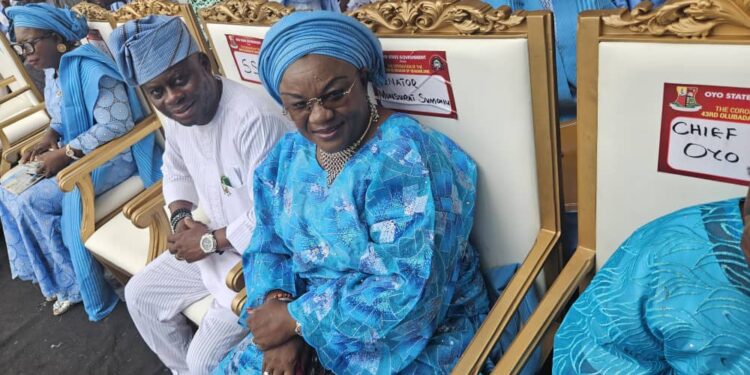 Egbeda LG Boss, Hon Sanda Celebrates Senator Monsurat Sunmonu at 66th birthday