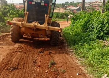 PDP Chieftain Dr. Akande Kazeem Felicitates Chief Ezekiel Temitope Oladimeji (OTOPE) on Birthday Anniversary