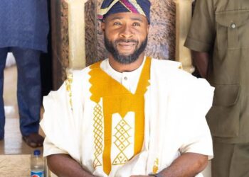 May Day: Ibadan North East LG Chairman, Akintayo Felicitates with Staff on Workers’ Day