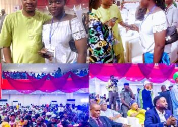 Oyo Youth Summit 2025: Yusuf Adebisi Empower Participant With Cash Gift To Support Her Education Career.