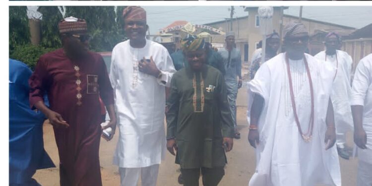 Akinyele Council Chairman Hon Akinwole Akinleye Felicitates His Vice Hon Sakiru Akintunde on His Birthday