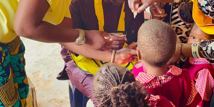 Akeem Olatunji Takes Immunization Campaign To Schools, Homes In Oluyole