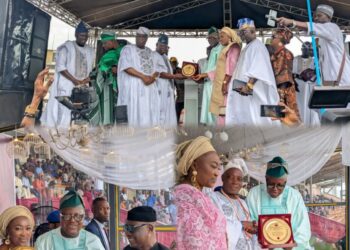 Hon Barushi Congratulates Oyo SUBEB Chairman on Prestigious Award