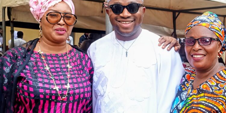 ONE YEAR IN OFFICE: MAKINDE’S COMMISSIONER, HON (MRS) TOYIN BALOGUN EXPRESSES HEARTFELT CONGRATULATIONS TO IBADAN NORTH CHAIRMAN