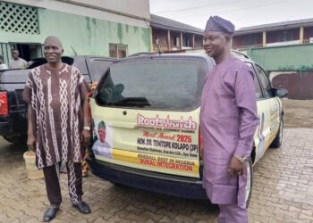 Oyo PDP Celebrates Ona Ara LG Chair, Dr. Temitope Kolapo GLORIOUS on National Award Recognition