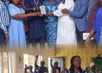 NULGE : Ibadan North East LG Chairman, Akintayo Bags Exceptional Leadership Award*  *…commends Staff and Political Functionaries