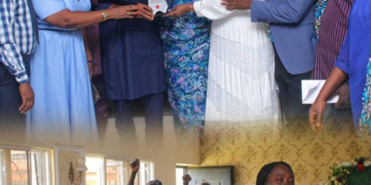 NULGE : Ibadan North East LG Chairman, Akintayo Bags Exceptional Leadership Award*  *…commends Staff and Political Functionaries