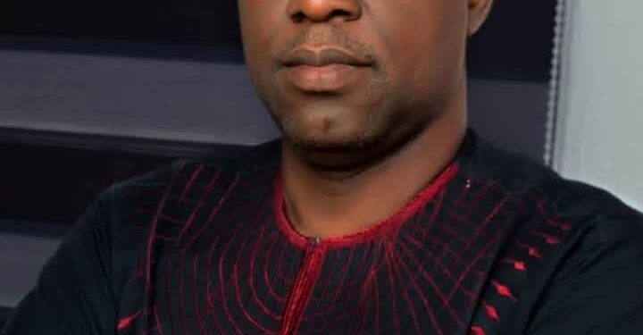 Jubril Dotun Sanusi Celebrates Mayor Isaac Brown on His Birthday