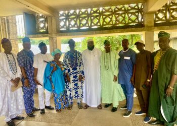 Hon. Lanre Sarumi Celebrates Hon. Mojeed Mogbonjubola commends His Impactful Service