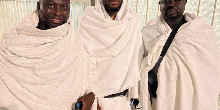 Afonja supports Oyo Pilgrims with emergency funds in Makkah, urges prayer for Gov. Makinde