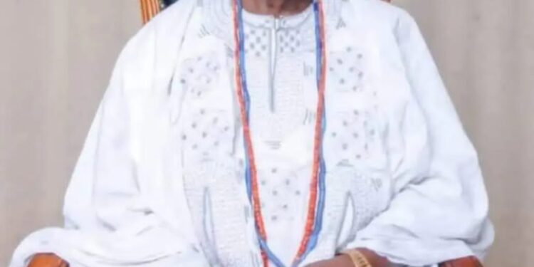 Excitement in Oluyole LG as PDP leaders, stakeholders get Akeem Olatunji’s Salah largesse