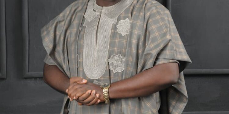 Segun Kehinde Celebrates Rev. Idowu Ogedengbe, as Pillar of Integrity in Oyo Governance
