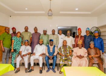 Adebo Ogundoyin Leads Historic Reunion of Past Oyo Legislators, Proclaims 8th Assembly Forum