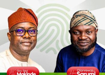 Hon. Lanre Sarumi Celebrates Yeyeluwa Alhaja Modinat Bose Adedibu