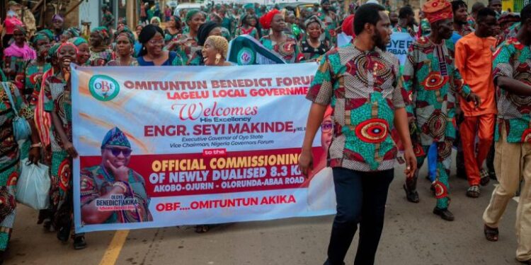 Without holding Office, You have changed many lives – Arelu Applauds Oloye Benedict Akika