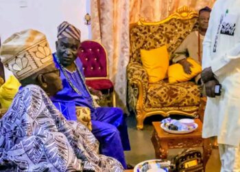 Olubadan @ 90: Oyo Lawmaker Hon. Babalola Abiodun, PhD., Felicitates Oba Akinloye Owolabi Olakulehin