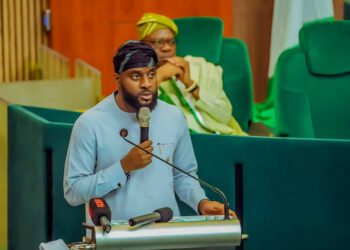 Security: Makinde confronts banditry with aircraft