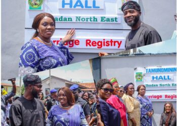 PHOTOS: First Lady Applauds Ibadan Northeast Council Boss Akintayo for Grassroots Development
