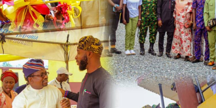 Photos News: Ibadan North East LG Chairman, Akintayo, Commissions Newly Constructed HQ Base For Operation Burst*