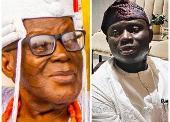 Lagelu Chairman, Hon. Kamorudeen Felicitates Olubadan on 90th Birthday