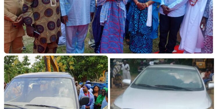 Breaking News: Olatunji Gifts Oluyole LG Legislative House Leader New Car as NULGE Receives 18‑Seater Bus