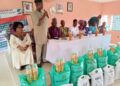 Egbeda LG Boss,  Sanda Distributes Farm Inputs in Egbeda as Farmers lauds Makinde –