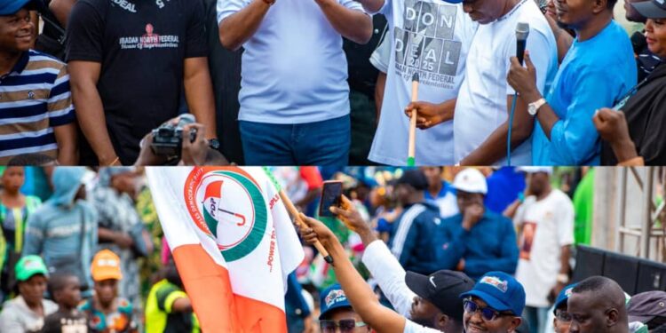 Agboworin Donates Tricycle Wheelchairs To Sabo Community To Canvass More Votes For PDP’s Candidate, DON