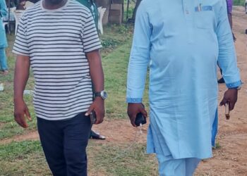 Egbeda Council Chair, Sanda Salutes Akinyele Chairman, Wole Akinleye, On Birthday ☞