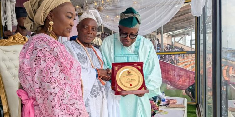 AgbaAkin Akika Felicitates Socrates, Publisher of Heritage Echo on Birthday