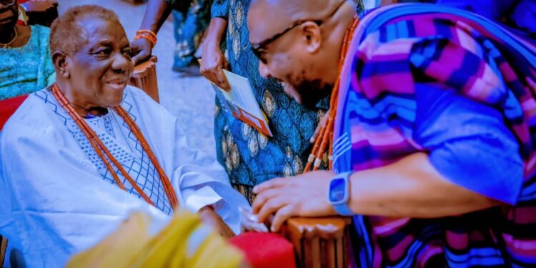 Street Circle Foundation Founder, Bashorun Saintabey Commiserates with Ibarapa Community over Passing of Pa Adepoju