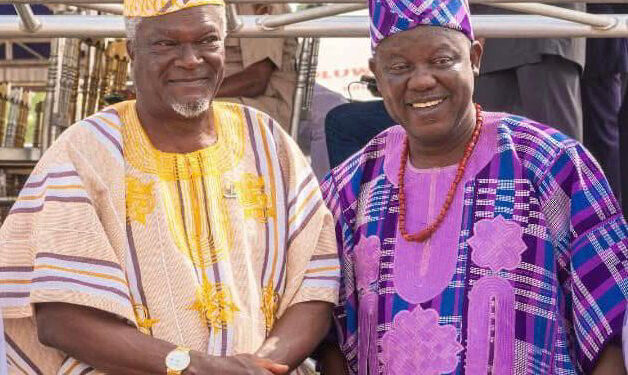 Ogunlade Celebrates Prince Dotun Oyelade’s Birthday, Commends His Service to Oyo State