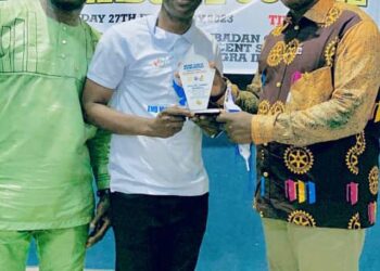 Rotarian Akande Kazeem Babatunde Congratulates Rotarian Yinka Hakeem Babalola on Appointment as Rotary International President for 2026/2027