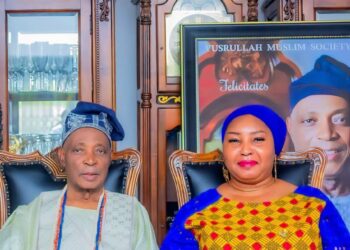 Makinde’s Commissioner, Hon Toyin Balogun Pay Courtesy Visit to Olubadan-Designate, Oba Rashidi Ladoja
