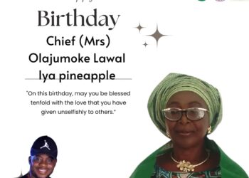 PHOTOS: Olooye Adegoke Represents Olubadan, Donates to Muslim Community