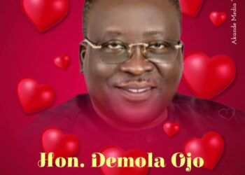 Ibadan South West Local Government Chairman, Honourable Kehinde Akande, Felicitates Honourable Ademola Ojo