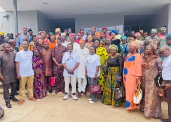 Oyo Government Bans “Sign Out” Celebrations In Schools   _…Reinforces Mobile Phone Prohibition in Schools_