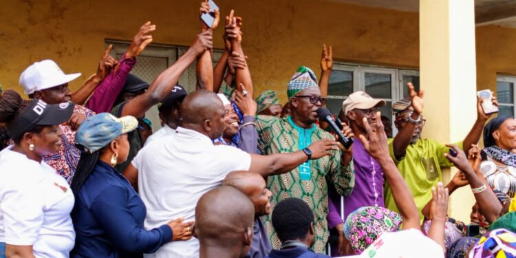 Alhaji Oladapo Moruf Emerges Consensus PDP Chairman in Oluyole LG