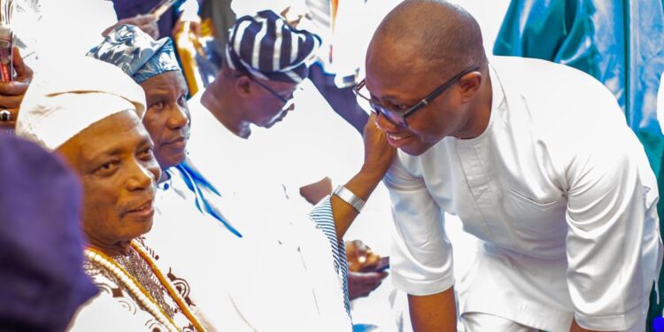 Amofin Beulah Adeoye Congratulates Oba Rashidi Adewolu Ladoja On 81st Birthday, Coronation