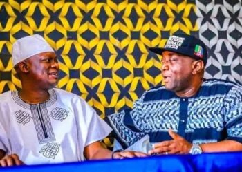 Akintunde Felicitates Former Senate Leader, Teslim Folarin On His Birthday