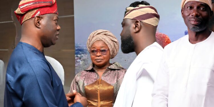 National Association of Engineering Students Honours LGSPB Boss, Ige With Award of Excellence