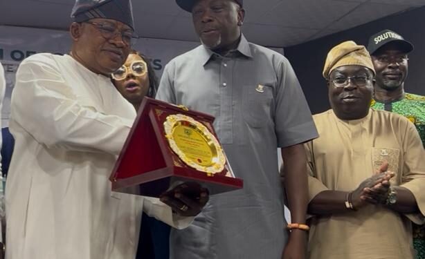 Breaking: Olooye Adegoke Receives NUJ Award of Honour, Makes Huge Donations As Usual