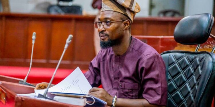 Light-Up Oyo Project: Assembly Lauds Makinde’s Govt, calls for expedite action on Phase III