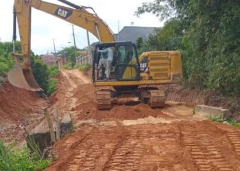 Residents Commends Ido Council Boss for Selfless Services