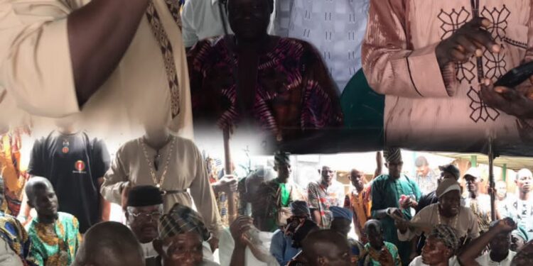 Hon Olusina Ogunsola(Omo Obasanjo) donates ₦1.4 million to Oluyole LG Pdp to boost unity.