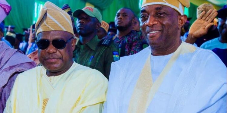 Sen Yunus Akintunde Felicitates Senator Abdulfatah Buhari on His Birthday