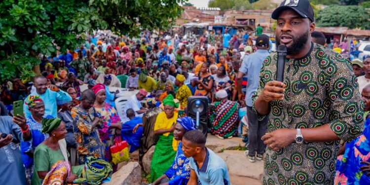 Breaking – Oyo Speaker, Ogundoyin Leads Successful PDP Reconciliation in Eruwa