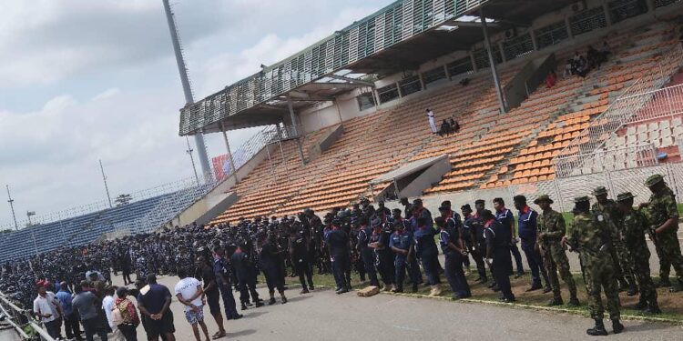 Over 2000 Security Personnel Deployed for Davido’s 5ive Tour Concert in Ibadan