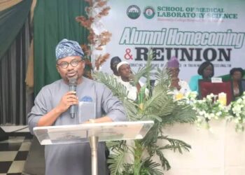 HON BABALOLA ABIODUN PH.D REPRESENTS THE SPEAKER OF OYO STATE, RT. HON. ADEBO OGUNDOYIN AT THE 50TH ANNIVERSARY OF THE SCHOOL OF MEDICAL LABORATORY SCIENCE, UCH IBADAN.
